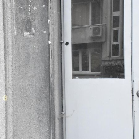 Sea Apartment / Апартамент До Морето ヴァルナ エクステリア 写真